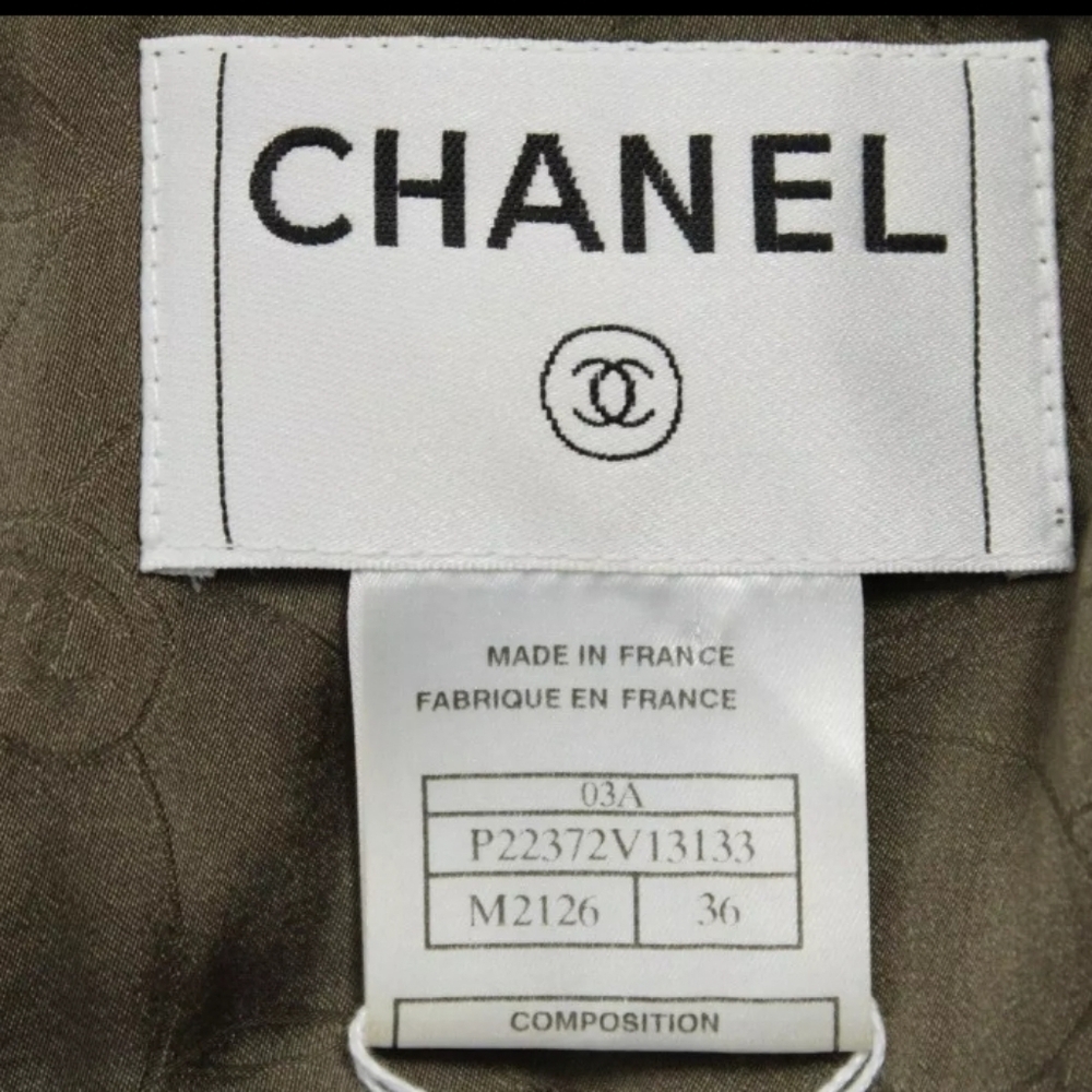 CHANEL VINTAGE WOOL SUIT - SIZE 36 - Picture 7 of 16